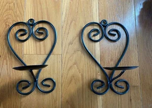2 Decorative Iron Vertical wall hanging hearts candle holder - Picture 1 of 4
