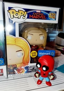 Funko Pop Capitán Marvel Brilla en la Oscuridad Exclusivo y Mini Pop Spider-Man Hogar - Imagen 1 de 3