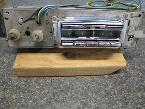 1960 Cadillac Wonder Bar AM Radio Delco GM RARE - Picture 1 of 6