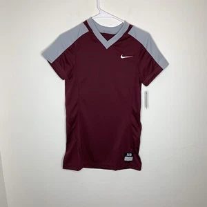 Nuevo con etiquetas Nike Softbol Mujer XS Marrón/Gris Dri-Fit Camisa Mangas Cortas 707183-668 - Imagen 1 de 5