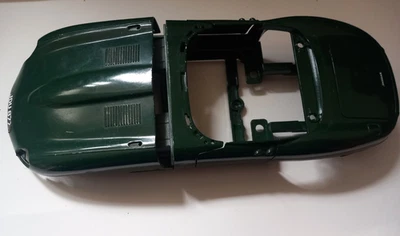 JAGUAR E-TYPE - BODYSHELL (GREEN OR YELLOW) (1:18 BURAGO) OTHER PARTS AVAILABLE - Image 1 of 4