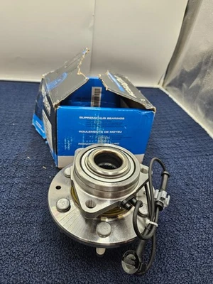 Mevotech MB50302 Wheel Bearing And Hub Assembly Fits 2020 Cadillac Escalade - Image 1 of 4