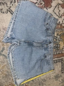 Vintage Levi’s Jeansshorts Größe 13 Jr Damen - Bild 1 von 3