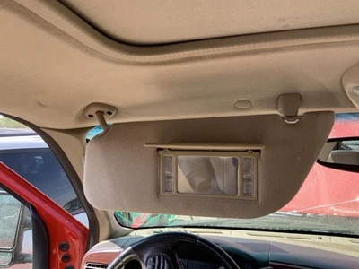 Driver Sun Visor  Crew Cab Fits 03-07 FORD F250SD PICKUP 1379582 - Image 1 of 4