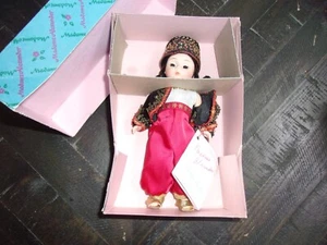 Vintage Madame Alexander Doll International Collection Algeria # 528 Collectible - Picture 1 of 3