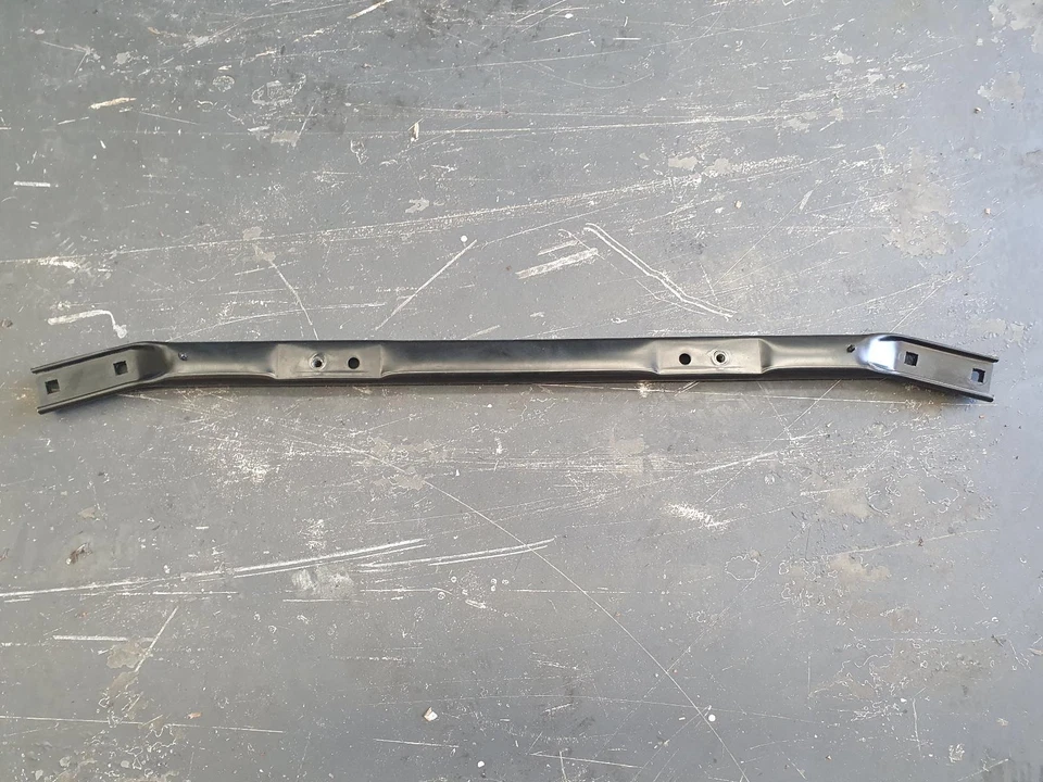 BMW 7 SERIES F01/F02  RADIATOR UPPER SUPPORT BAR 03/09-09/15 51647183851 - image 1 of 4