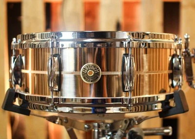 Tambor Gretsch 5x14 EE. UU. Personalizado Bronce - G4160B Foto 1 de 4