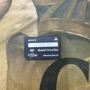 Sony 32MB Memory Stick Duo Card - OEM - PSP-M32 - Picture 1 of 2