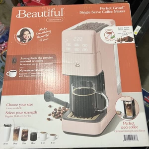 Schöne Perfect Grind™ programmierbare Single-Serve-Kaffeemaschine, Rose von Drew - Bild 1 von 2