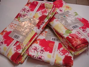 NEW - Tango Collection Watercolor Floral Printed Design Cotton Napkin - Set of 4 - Picture 1 of 3