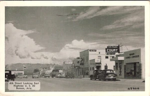 BENSON, ARIZONA - BELEBTE 4TH STREET LOOKING EAST - 1951 - ALTE POSTKARTE - Bild 1 von 2