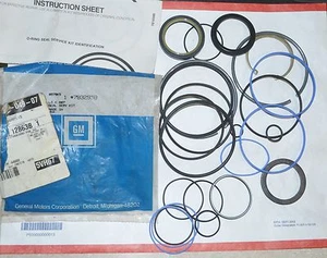 GM 7832958 STEERING GEAR KIT HEAVY TRUCK & MILITARY SAGINAW 2530-01-243-6058 - Picture 1 of 1