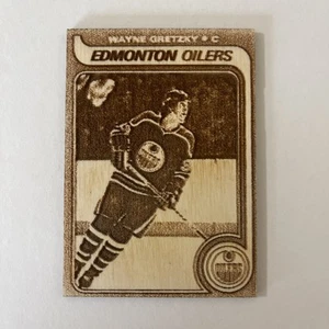 1979-80 Topps - Wayne Gretzky #18 Rookie Custom Fan Art Wood Card Oilers - Picture 1 of 3