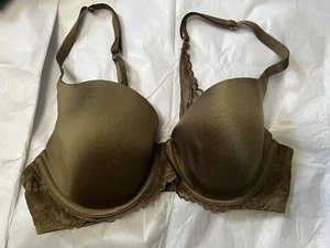 Sujetador Savage X Fenty 34 C verde oliva encaje con aros marca Rihanna - Imagen 1 de 3