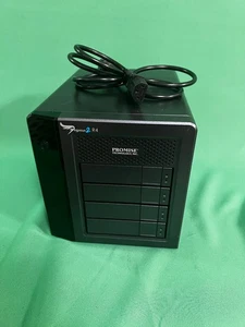 Promise Pegasus2 R4 8TB (4x2TB SATA drives) 4-Bay RAID Enclosure + TB Cable - Picture 1 of 4