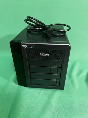 Promise Pegasus2 R4 8TB (4x2TB SATA drives) 4-Bay RAID Enclosure + TB Cable - Image 1 of 4
