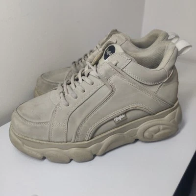 Zapatos Buffalo Clásicos Londres Nubuck Plataformas Chai Marrón Color Arena EE. UU. 9 UE 40 Foto 1 de 4