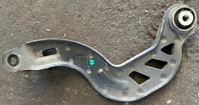 MERCEDES BENZ CLA C117 2013-2019 220D /  REAR WISHBONE LEFT OR RIGHT — 第 1/2 张图片