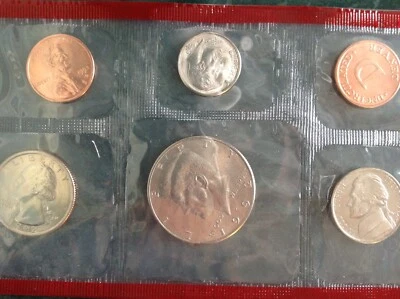 1992 US Mint Set Uncirculated P & D Coin Set, 10 Coins , free shipping - Image 1 of 4