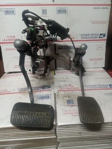 2005 Mercury Sable Adjustable Petals Brake Accelerator Oem - Picture 1 of 8