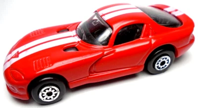 COCHE MAISTO DODGE VIPER GTS ROJO 1:64 FUNDIDO A PRESIÓN 2 7/8" CON RAYAS BLANCAS Y LLANTAS PLATEADAS Foto 1 de 4