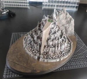 The Lord of The Rings Minas Tirith Capital of Gondor Model Statue Toy Collection - Bild 1 von 23