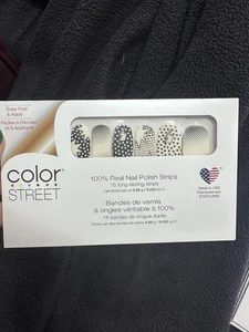 Color street 100% real nail polish strips set of 16 Comic Relief - Picture 1 of 5