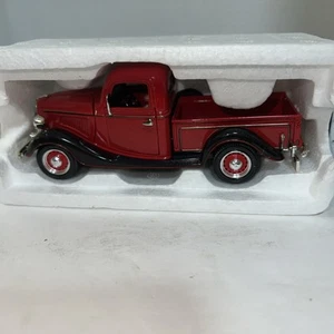 NATIONAL MOTOR MUSEUM MINT 1936 FORD PICKUP DIECAST MODEL 1:32 W COA - Picture 1 of 13
