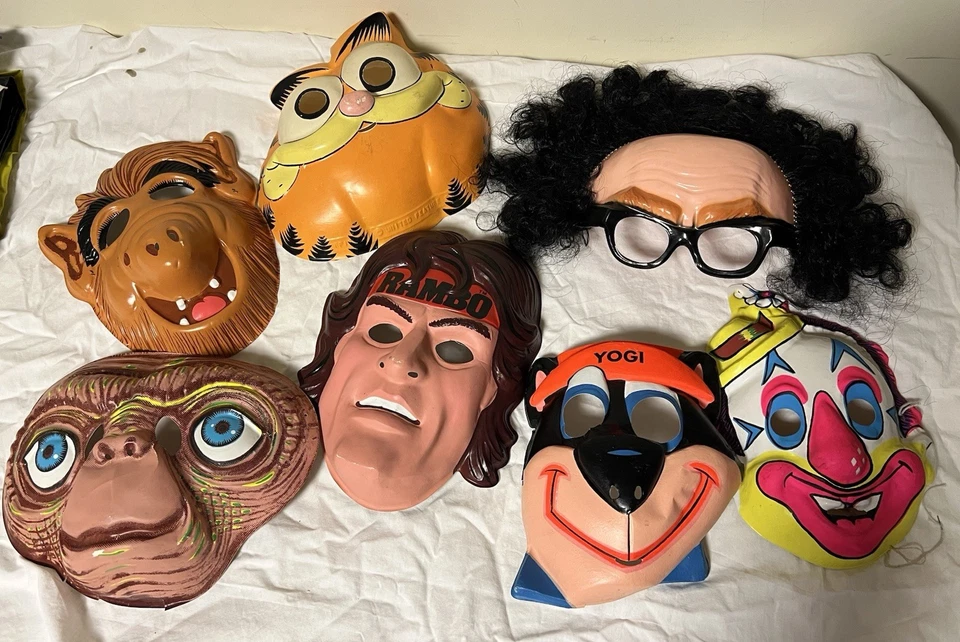 7 vintage 70s 80s Halloween Masks Rambo/ET/Garfield/ALF/Yogi Bear/Clown - Image 1 of 4