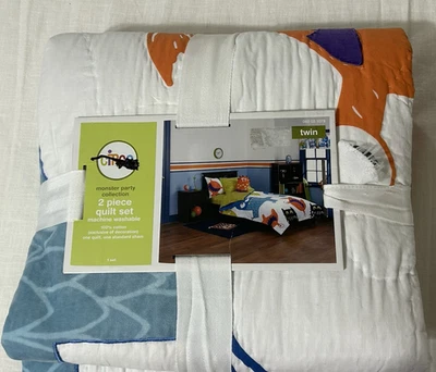 Circo Monster Pary Twin Quilt Set, boys bedding, 2 pc quilt & sham - Image 1 of 4