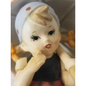 Porcelain Girl Umbrella Flowers Figurine 4" Vintage - Picture 1 of 4