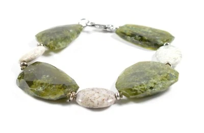 Bracciale in Giada e Diaspro con Chiusura in Argento 925 Made In Italy - Immagine 1 di 3