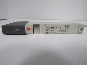 VÁLVULA SOLENOIDE NEUMÁTICA SMC VQC2301N-5 - Imagen 1 de 6