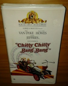 Chitty Chitty Bang Bang (1968) *PLAY-TESTED VHS* CLAMSHELL CASE, DICK VAN DYKE - Picture 1 of 1