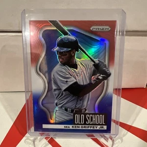 Ken Griffey Jr. 2022 Panini Prizm Old School Rosso Bianco e Blu Prizm #OS-2 HOF - Foto 1 di 2