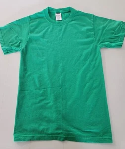 Damen oder Herren Shirt Oberteil grün SMALL Fruit of the Loom - St. Patrick's Day - Bild 1 von 9