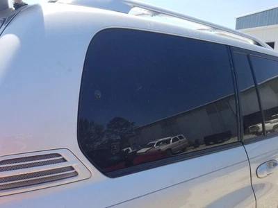04-07 LEXUS LX470 OEM PASSENGER RIGHT REAR QUARTER GLASS WINDOW  — 第 1/4 张图片