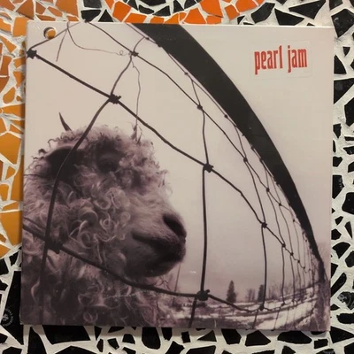 Pearl Jam - VS. 1993 Original US 2xLP Gatefold. Z 53136. New. Sealed - Image 1 of 4