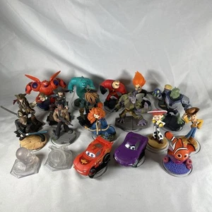 Disney Infinity Character Figure Lot Of 20 Characters Star Wars Incredibles - Picture 1 of 10