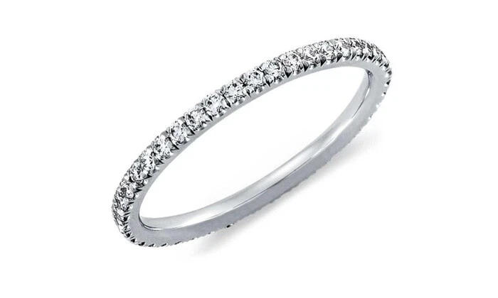 Покрытое белым золотом кольцо вечности с фианитом 18 карат размер 8 - Изображение 1 из 1