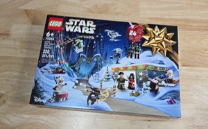 LEGO STAR WARS ADVENT CALENDAR 75366 NEW SEALED 24 Gifts Ewok Palpatine Trooper - Picture 1 of 3