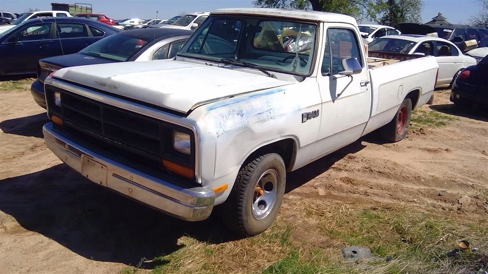 Steering Gear/Rack Power Steering Fits 80-93 DODGE 150 PICKUP 227978 - Image 1 of 4