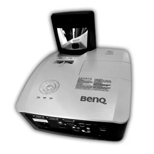 BENQ MW855UST PROJECTOR ULTRA SHORT THROW 3500 LUMENS HD + QCAST MIRROR DEVICE - Picture 1 of 12