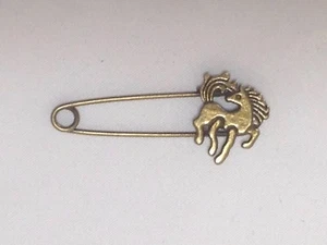 Pony de bronce Stock Tie Pin Horse Show Ratcatcher Fox Hunting Eventing Dressage - Imagen 1 de 3