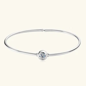 0.5ct Bracelet Bangle White Gold Diamond Test Pass Lab-Created VVS1/D 56mm - Picture 1 of 6