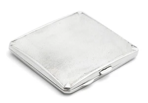 Estuche de cigarrillos Art Deco de plata esterlina con motor torneado por Samuel Levi 1939 - Imagen 1 de 8