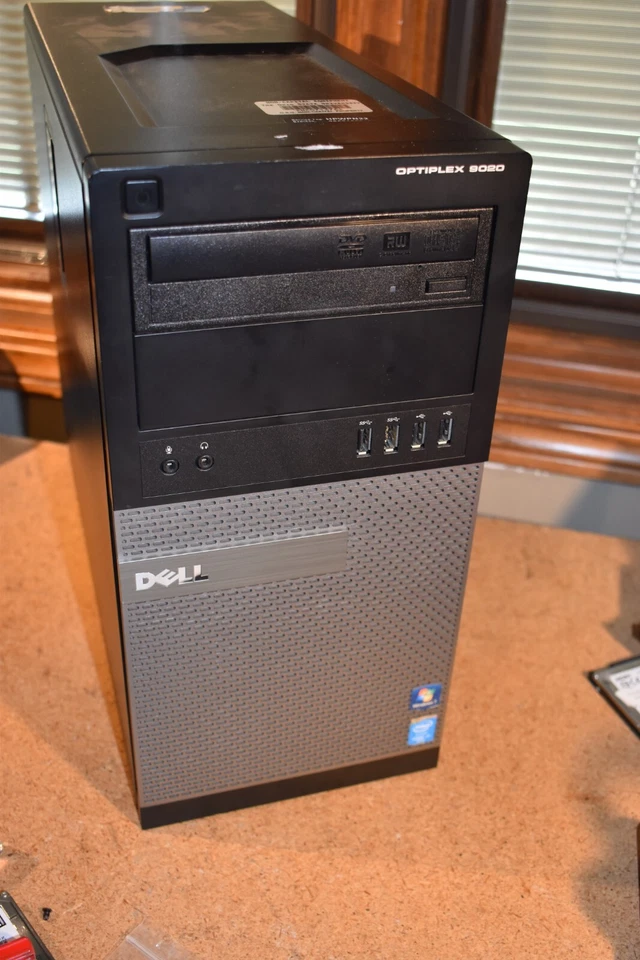 Dell Optiplex 9020 Quad Core i7-4770 3.4GHz 4GB RAM 1TB HDD Windows 7 Pro 32-bit - Image 1 of 4