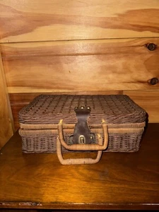Vintage Weidenkorb Koffer Stil Aufbewahrung Picknick Griffe Strand Camping Korb - Bild 1 von 6