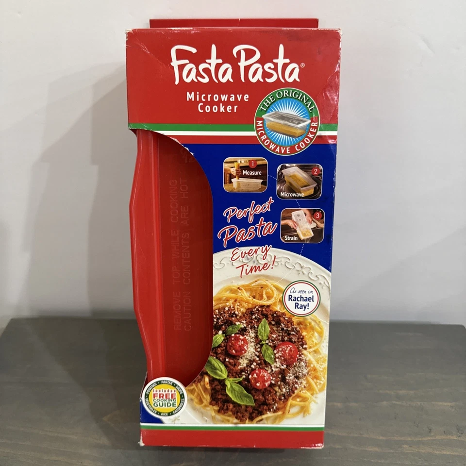 Fasta Pasta Microwave Cooker & Strainer- As Seen On Rachel Ray- NEW Open Box - Image 1 of 4