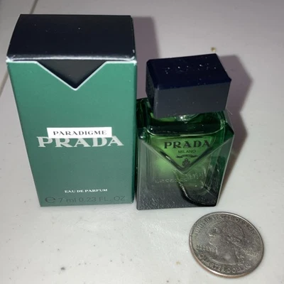 Prada Paradigme Eau de Parfum Hombres MINI Splash 23oz/7ml *Lanzamiento 2025* Foto 1 de 2